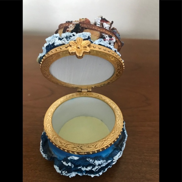 Rare Vintage 1970’s Noah’s Ark Mini Trinket Box - Picture 8 of 8